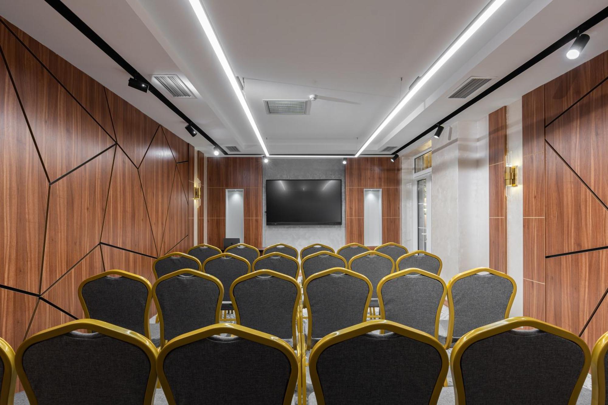 Europe Hotel Tashkent Ngoại thất bức ảnh