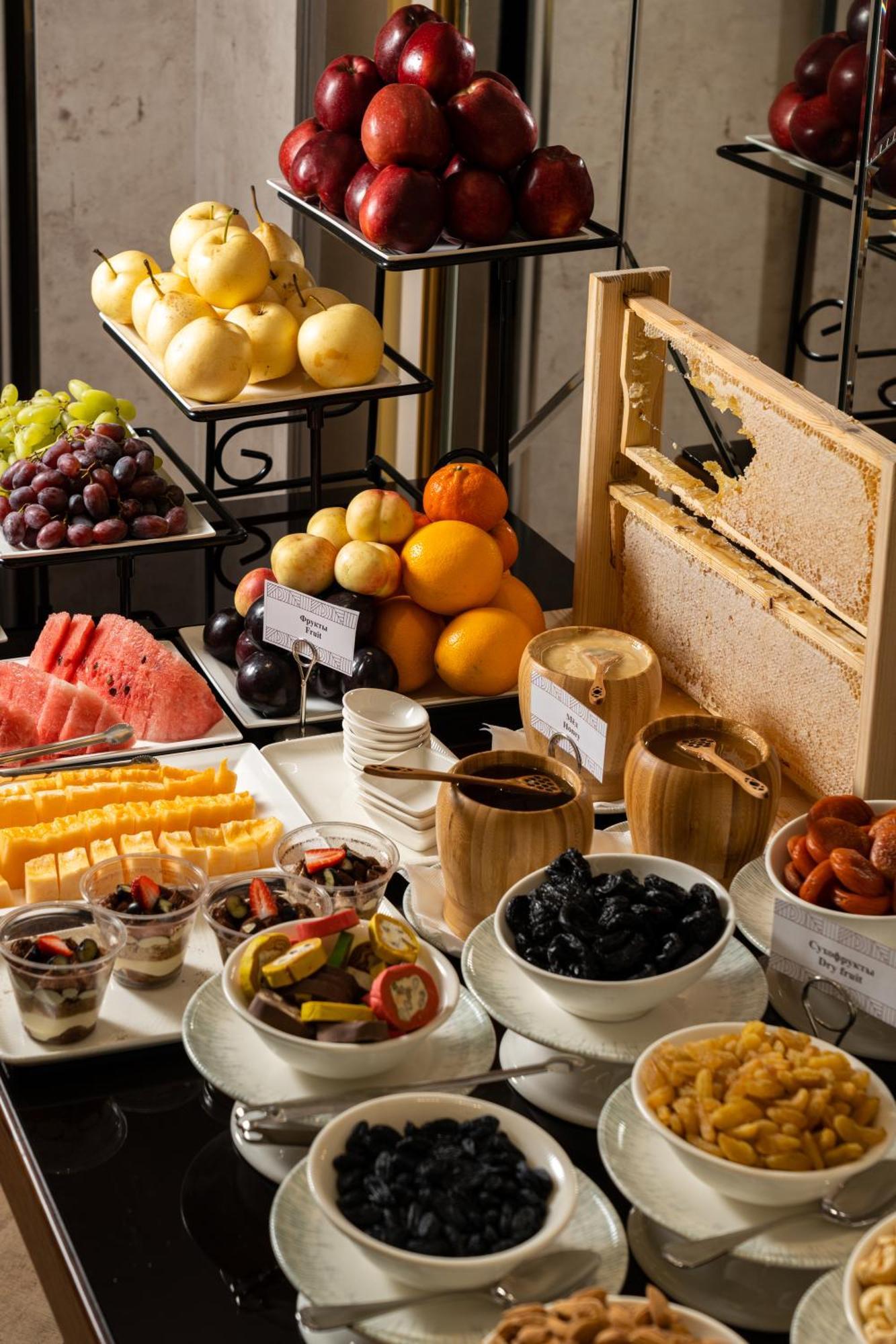 Europe Hotel Tashkent Ngoại thất bức ảnh
